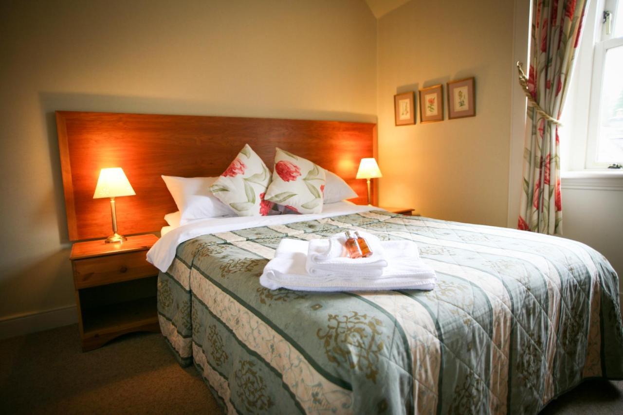 The Tomich Hotel Екстериор снимка